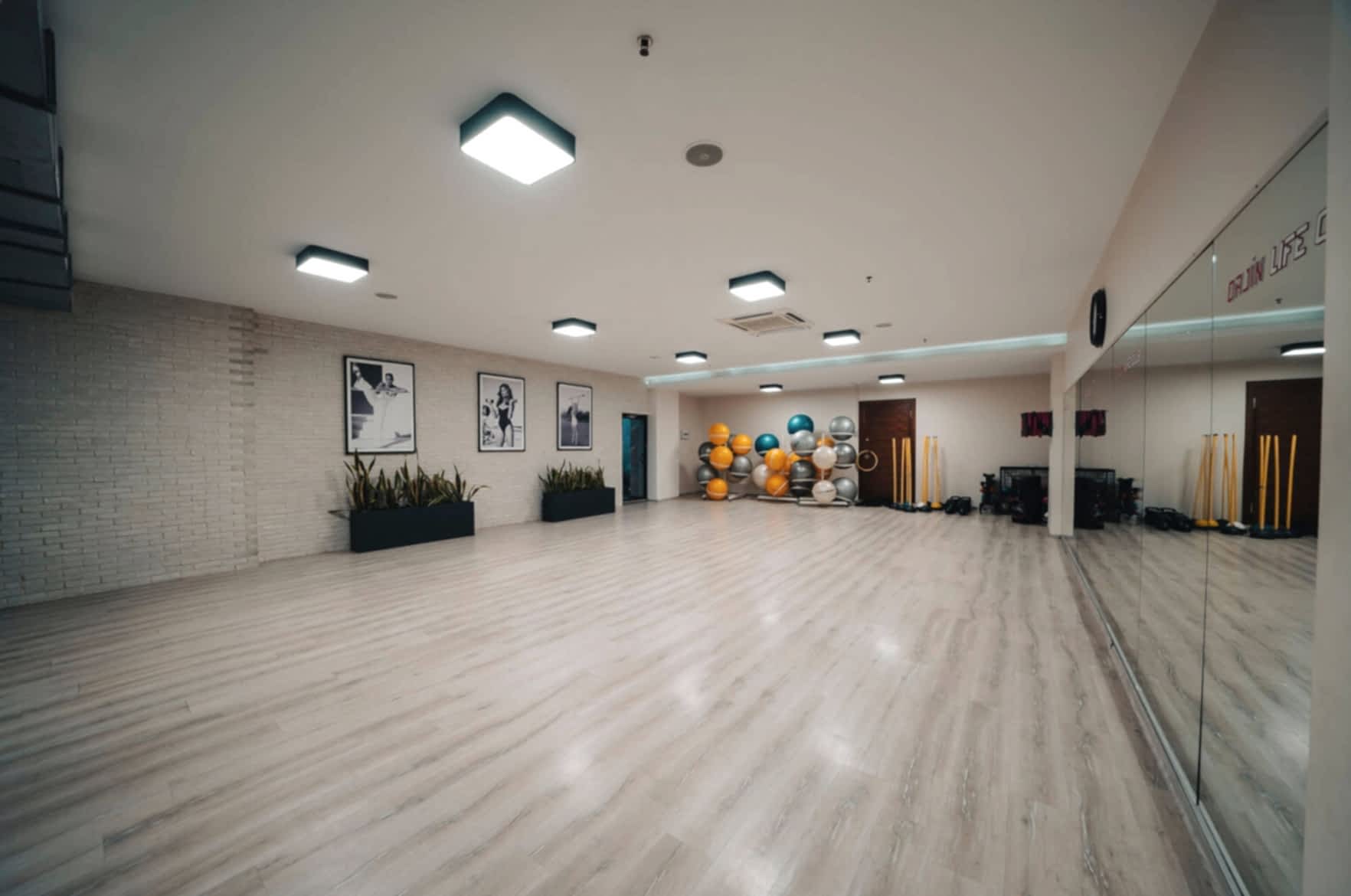 Pilates stüdyosu, pilates Eğitimi, hamile pilatesi, Beylikdüzü pilates eğitimi